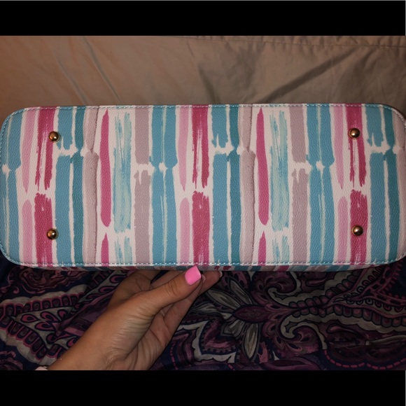 Crown & Ivy Striped Shoulder Bag NWT - Picture 2 of 5